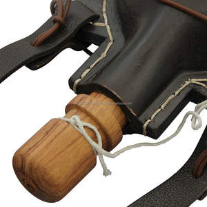 Botella de cuero medieval marrón oscuro hecha a mano 100%, frasco de botella de cantimplora de cuero genuino histórico para vikingo - Product Image 5