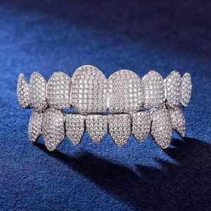 Grillz dentaire unisexe de luxe style Hip-hop en argent sterling plaqué or 18 carats, ensemble complet haut et bas, Moissanite taille brillant - Product Image 1