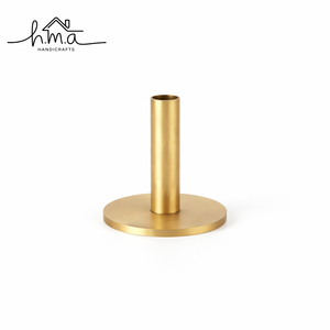 Ensemble de porte-bougies modernes en métal doré, grands supports pour bougies coniques, base minimaliste en forme de cône, élégant centre de table pour la décoration intérieure - Product Image 3