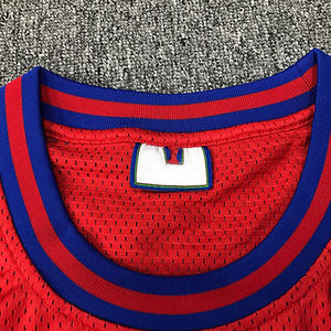 Camiseta de baloncesto avanzada, tela de alta calidad, diseño transpirable, ajuste atlético, perfecta para entrenamiento deportivo y actividades al aire libre. - Product Image 6