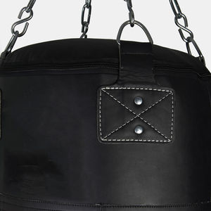 Saco de boxeo angular para uppercut en color negro puro, bolsas de cuero duraderas para entrenamiento de boxeo, precio económico al por mayor - Product Image 5