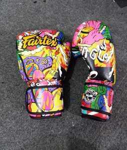 นวมชกมวยไทย Fairtex ดีไซน์หลากสีแบบปรับได้ พร้อมสายรัดแบบ Hook Loop สำหรับฝึกซ้อม MMA ของแท้ - Product Image 2
