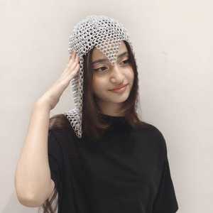 Coif en maille d'acier inoxydable plaqué argent, forme irrégulière, armure soudée, accessoire de mode, style art moderne - Product Image 1