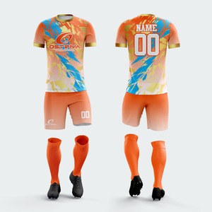 Ensemble de maillot de foot respirant et antibactérien pour hommes, manches courtes, logo personnalisé imprimé, col rond, vêtements de foot techniques - Product Image 3