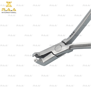 Alicates para Remover Brackets Posteriores Dentales, Angulados, para Despegue Ortodóntico, Adhesivo Directo, R.A.A. INTERNATIONAL, Calidad Premium - Product Image 5