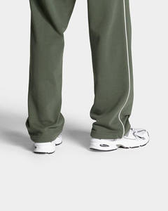 Nuevo Conjunto Deportivo de Invierno para Hombre con Capucha, Pantalones Acampanados, Transpirable, de Alta Calidad, Manga Larga, Estilo Urbano, para Correr, Ropa Deportiva Informal - Product Image 6