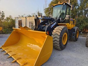 รถตักล้อยางมือสอง 17 ตัน รุ่น LW500KV X-cmg ปี 2024 รับน้ำหนักได้ 3 เมตร  งานก่อสร้างเคลื่อนย้ายดิน สภาพดี - Product Image 6