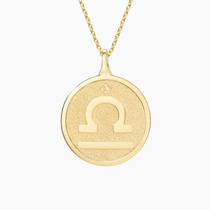 Collier pendentif en diamant avec médaillon des balances du zodiaque Libra - Product Image 2