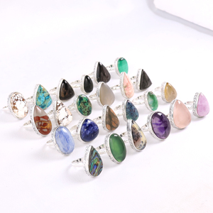 Anillos de latón chapado en plata de ley 925 hechos a mano para mujer, con gemas mixtas de cristal de mayo y cabujones surtidos en forma de lágrima y ovalados. - Product Image 2