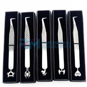 RMI 1 Pieza Pinzas para Pestañas de Acero Inoxidable con Empaque en Caja Tipo Tarjeta, Agarre de Diamante y Diseño Inferior, 6 Estilos Diferentes / Set de Pinzas - Product Image 4