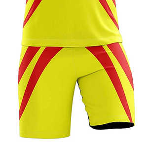 Conjuntos de Uniformes de Fútbol 100% Poliéster, Nuevo Diseño 2026, Logotipo Personalizado, Secado Rápido, Transpirable, Manga Corta, Ligero, a Bajo Precio - Product Image 6