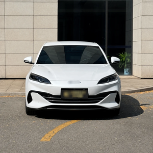 BYD Seal 06 DM-i PHEV Sedán 2024, 5 Asientos, Faros LED, Neumáticos R18, Volante a la Izquierda, Exterior Blanco - Product Image 6