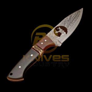 มีดทำมือเหล็กดามัสกัส ใบมีดคงที่ สำหรับตั้งแคมป์ ล่าสัตว์ ปอกหนัง ด้ามทำจากเขาควายและเขาสัตว์ พร้อมปลอกหนัง - Product Image 2