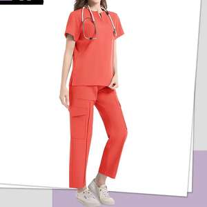 Tenues médicales personnalisées : Blouse d'infirmière à manches courtes, ensemble de blouses médicales extensibles et ajustées - Product Image 3