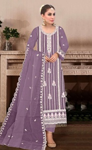 ชุดสูทมิดิแบบกึ่งสำเร็จรูปผ้าวิสโคสปักลาย สำหรับงานปาร์ตี้ งานแต่งงาน และงานดิวาลี - Product Image 5