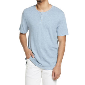 Camiseta Casual de Manga Corta para Hombre, Cuello Redondo, Color Azul Claro, Corte Regular, Tejido de Punto, 100% Algodón, Transpirable, Color Sólido - Product Image 1