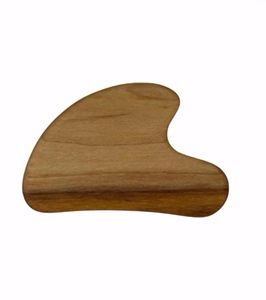 Masseur facial Gua Sha en bois rustique écologique avec artisanat en bois d'acacia massif pour la relaxation musculaire - Cadeau du Nouvel An - Product Image 1