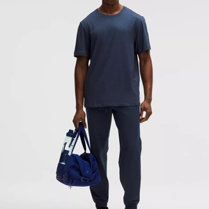 T-shirt pour homme de haute qualité, bleu marine uni, col rond, manches courtes, mélange polyester/coton, coupe classique, jersey décontracté, séchage rapide - Product Image 1