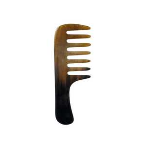 Peigne en corne de vache fait main, à dents fines et larges, écologique, forme naturelle, design moderne, pour cadeaux d'affaires, décoration intérieure, fabriqué à l'Uttar Pradesh - Product Image 1