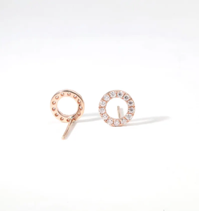 Boucles d'oreilles clous en diamant de laboratoire et naturel, minimalistes, en or blanc 14 carats, pour mariée, mariage, élégantes, anniversaire - Product Image 1