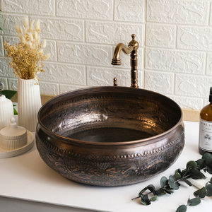 Fregadero de Cobre de Lujo para Encimera, Rectangular, de Metal Martillado, Diseño Duradero para el Hogar, Estilo Contemporáneo - Product Image 6