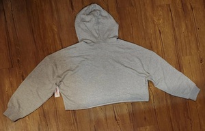 เสื้อครอปมีฮู้ดสำหรับผู้หญิง ลายโลโก้ ODM สำหรับฤดูหนาว ผลิตจากผ้าฟลีซคอตตอน 100% - Product Image 3