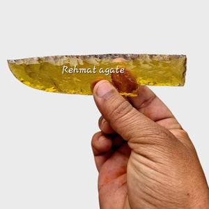 Colección Artesanal de Citrino Pulido con Grabado Láser: Puntos Rituales, Lunas Crecientes y Herramientas - Product Image 1