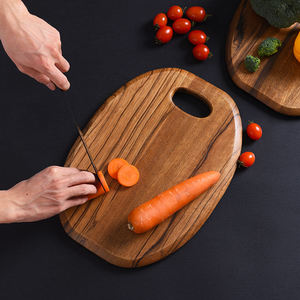 Planche à découper en bois rustique pour la cuisine, les restaurants et la préparation des aliments dans les hôtels, disponible en gros à bon prix - Product Image 6
