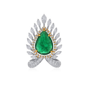 แหวนเพชร Peacock Splendour รูปทรงลูกแพร์ประดับมรกตและเพชรทรงรัศมี - Product Image 1