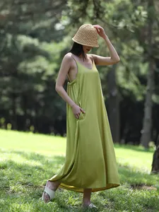 Robe longue bohème unie à col en U pour femme, sans manches, coupe ample, tenue décontractée d'été - Product Image 4