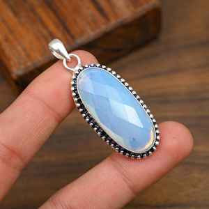 Pendentif artisanal en opale laiteuse, argent sterling 925, forme ovale, bijou naturel, cadeau pour femme - Product Image 4