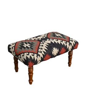 Banc en kilim tissé à la main en laine et jute avec pieds en bois, design traditionnel antique, éco-responsable, fait main, ottoman pour chambre à coucher - Product Image 3