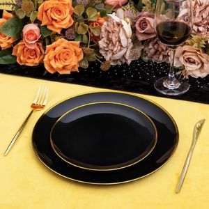 Set di Stoviglie Monouso EI 180 Pezzi, Piatti in Plastica Nero e Oro, Posate e Bicchieri per Feste, Kit di Forniture per Feste Usa e Getta - Product Image 6