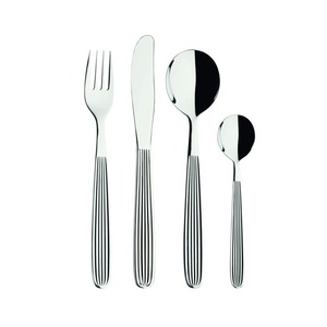 Couverts modernes et fiables en acier inoxydable, conçus pour accompagner les repas quotidiens avec une qualité durable et une praticité optimale. - Product Image 3