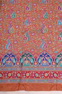 ผ้าเครปสีน้ำตาลอูฐลายดอกไม้เพสลีย์ปักลายธรรมชาติพร้อมขอบตกแต่งอย่างหรูหราสำหรับชุดคุรตีแบบชาติพันธุ์ - Product Image 2