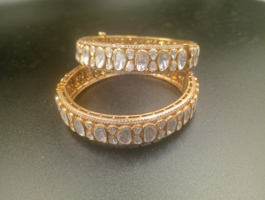 Bracelet jonc en argent plaqué or avec strass en cristal, serti en canal, bijou de fiançailles tendance pour femme - Product Image 2