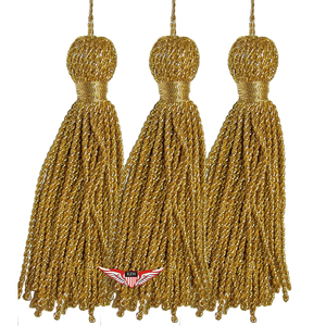 Borla decorativa navideña de 5 pulgadas, borla metálica dorada con hilo de oro sobre un lazo metálico de 5 pulgadas. - Product Image 3