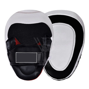 Prix de gros : Palettes de frappe professionnelles en cuir sur mesure pour le karaté, de haute qualité, avec logo personnalisé, confortables - Product Image 1