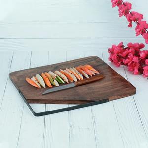 Tabla de cortar de madera de nuevo diseño, color marrón. - Product Image 1