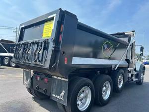 Camion tracteur poids lourd 6x4 diesel, tête de semi-remorque 10 roues, pour le transport logistique de charges lourdes - Product Image 4