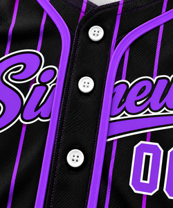Camiseta de Béisbol Sinewy Personalizada para Hombre, con Rayas Moradas y Negras, Sublimada, Transpirable, de Manga Corta, con Botones al Frente, Ropa Deportiva para Adultos - Product Image 5