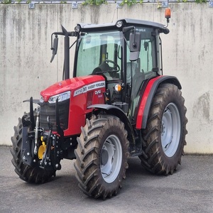 Tractor Massey Ferguson 4710 duradero, diseñado para realizar tareas agrícolas difíciles con facilidad y precisión - Product Image 1