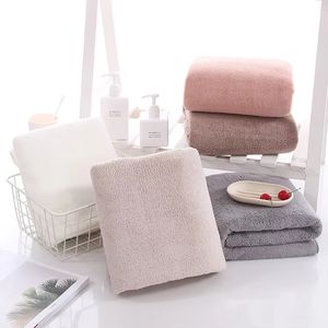 Serviettes en coton à grammage élevé, vente en gros, prix bas, douces et lisses, haute absorption, séchage rapide, serviettes de luxe pour hôtels - Product Image 5