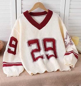 Breathable Graphic Knitted Design Sweater Oversized Soft Knit <b>Jumper</b> <b>Warm</b> Elegant Pullover for Winter Season Collection - Product Image 2