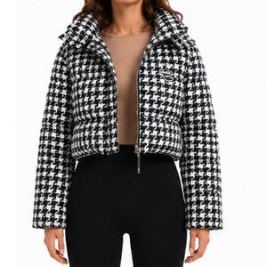 Parka Impermeable con Capucha para Mujer, con Costuras de Primera Calidad, Cintura Ajustable y Calidez Térmica para Clima Frío - Product Image 1