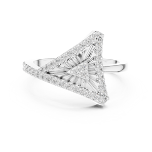 Bague de luxe triangulaire sertie de diamants pour femme |   Design géométrique soleil couchant |   Sertissage micro-pavé |   Bague en moissanite - Product Image 5