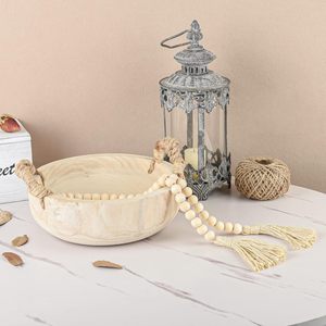 Bol décoratif rond en bois avec poignée en corde et guirlande de perles en bois pour centre de table de Noël et décoration intérieure - Product Image 2
