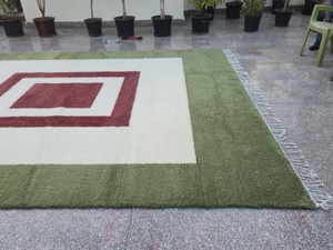 Tapis berbère marocain Beni Ourain noué à la main, 100% laine, motif géométrique diamant, sur mesure, vente en gros - Product Image 4