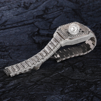 Montre de luxe de qualité supérieure entièrement en acier inoxydable doré avec diamants, idéale pour les occasions formelles et professionnelles, disponible à prix d'exportation