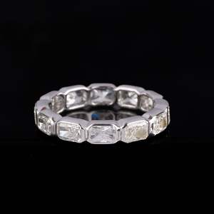 Excellente expérience dans la vente de bagues de mariage en diamant DEF de couleur blanche, 100 % naturel et cultivé en laboratoire, à des prix impressionnants - Product Image 1